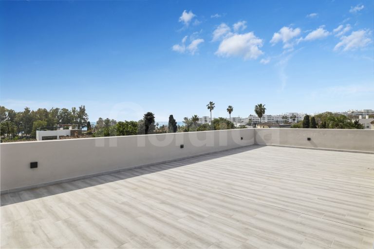 Villa for sale in San Pedro Playa