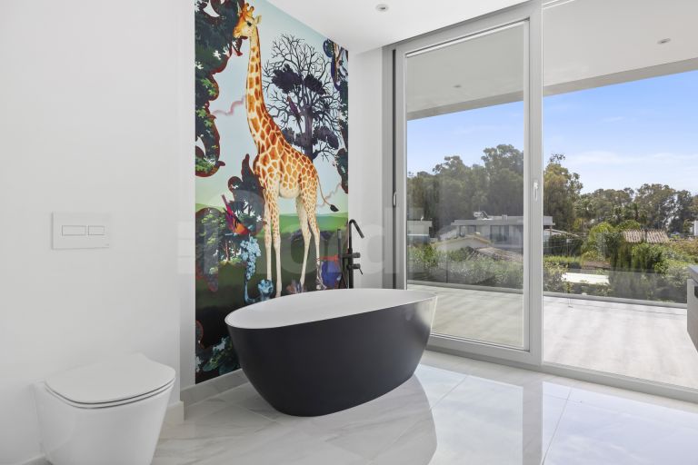 Villa for sale in San Pedro Playa