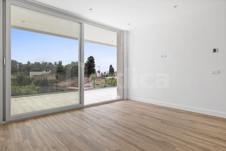 Villa for sale in San Pedro Playa