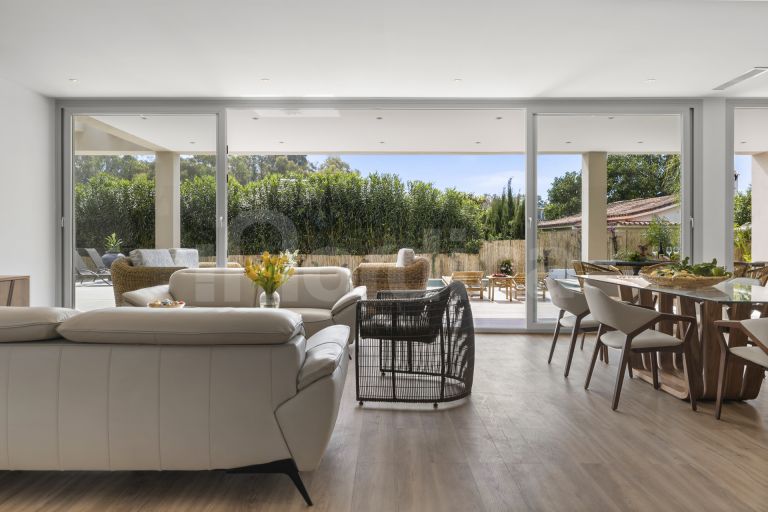 Villa for sale in San Pedro Playa