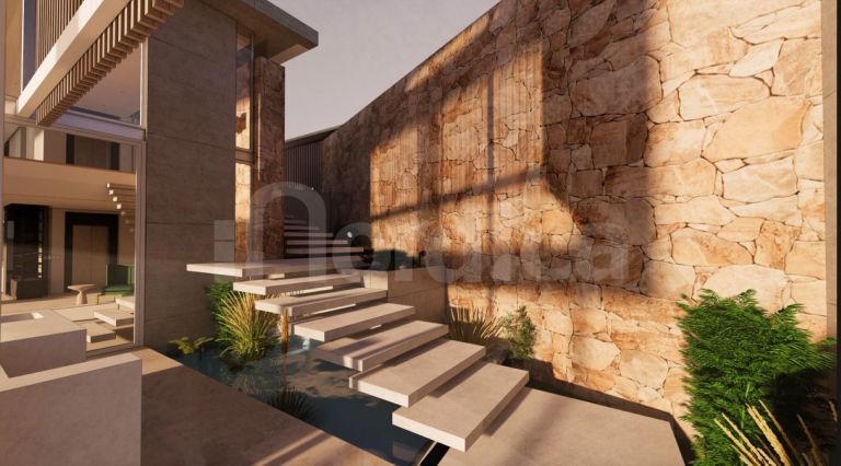 Parcela en venta en Real de La Quinta