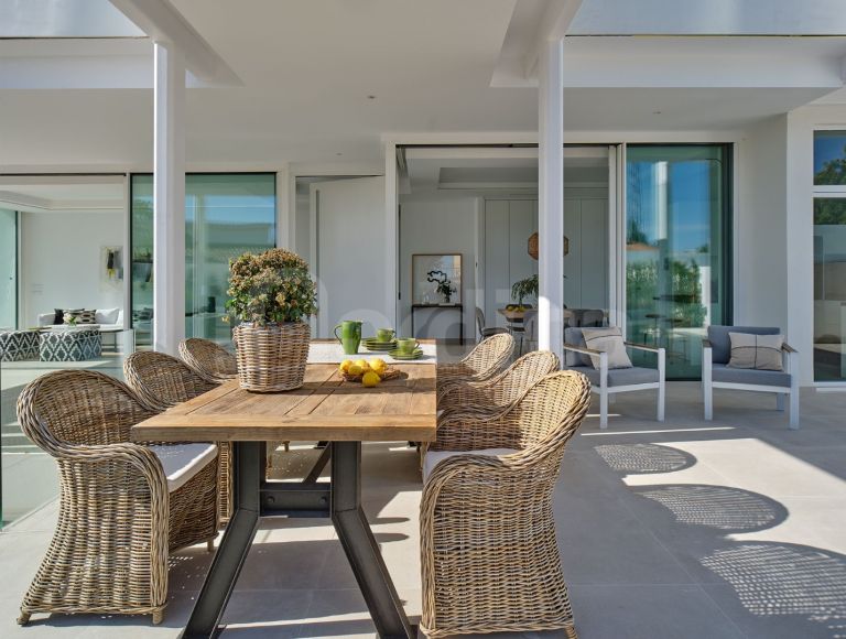 Villa for sale in Valdeolletas