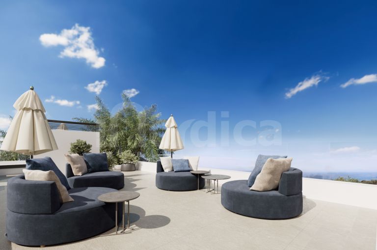 Villa for sale in Cascada de Camojan