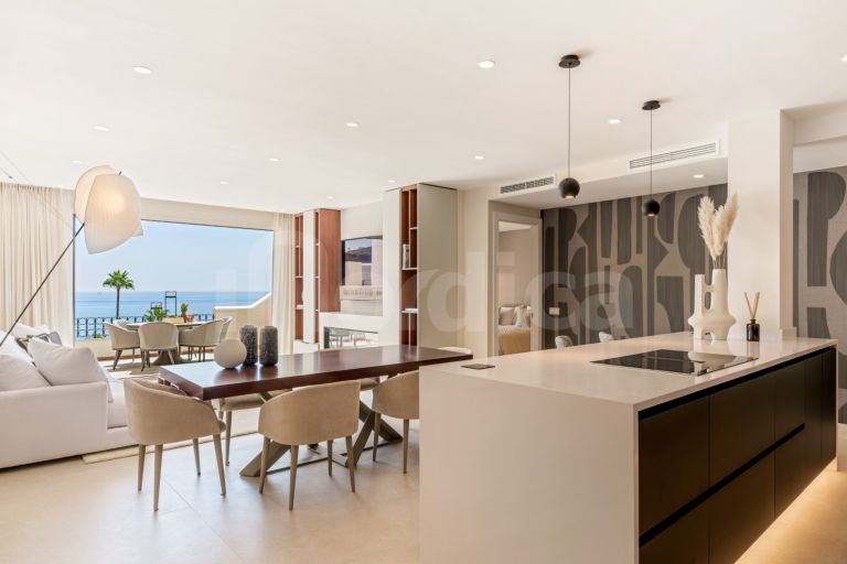 Apartments for sale in Bahía del Velerín, Estepona East