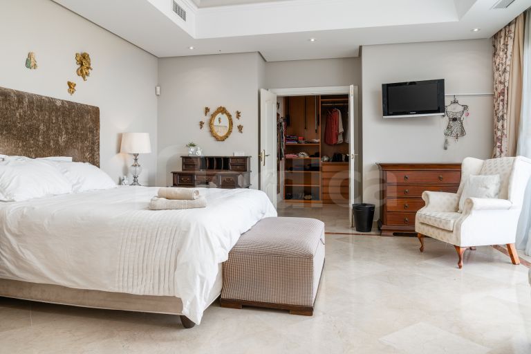 Villa for sale in Los Naranjos