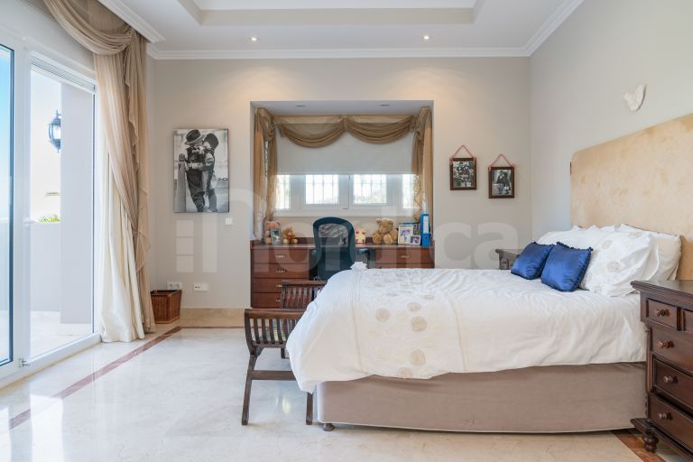 Villa for sale in Los Naranjos