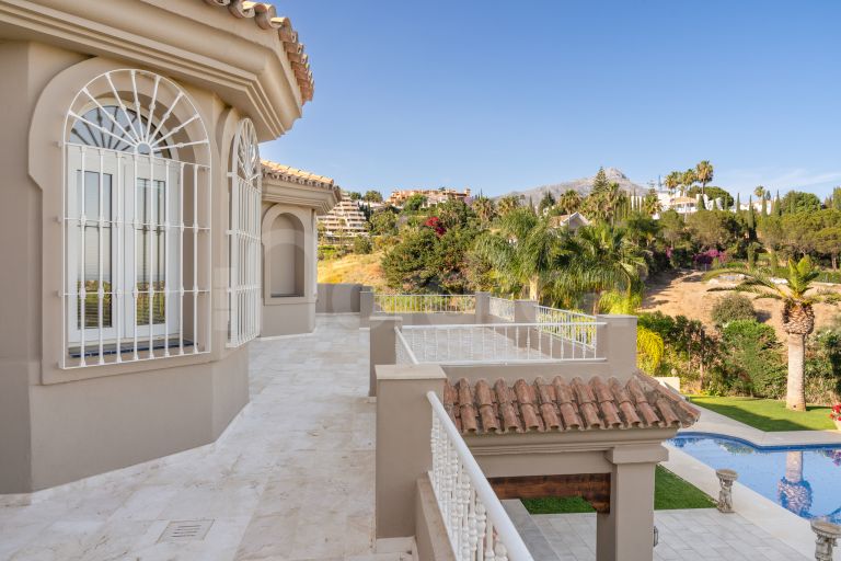 Villa for sale in Los Naranjos