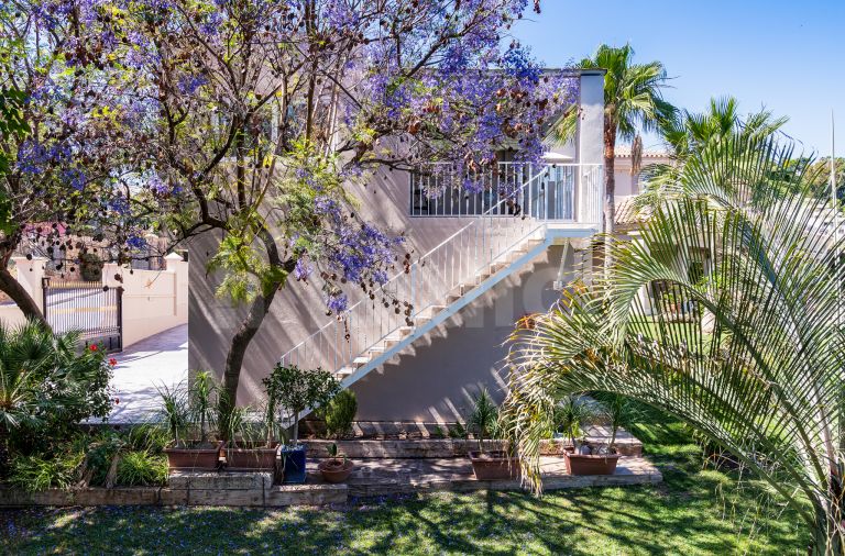 Villa for sale in Los Naranjos