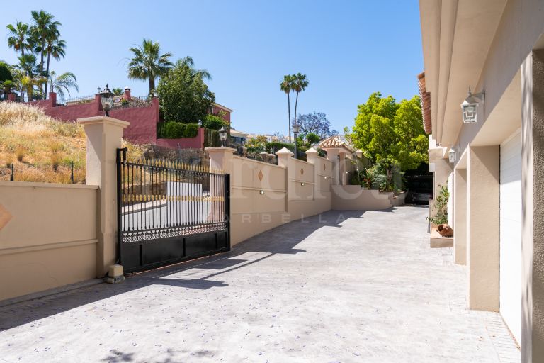 Villa for sale in Los Naranjos