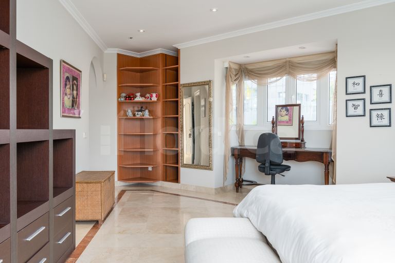 Villa for sale in Los Naranjos