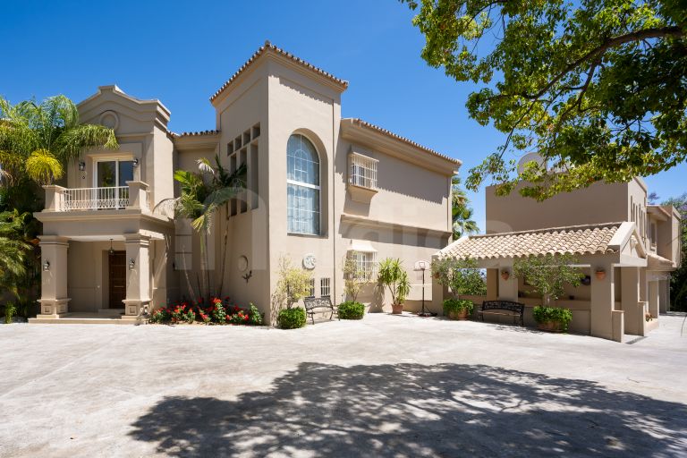 Villa for sale in Los Naranjos