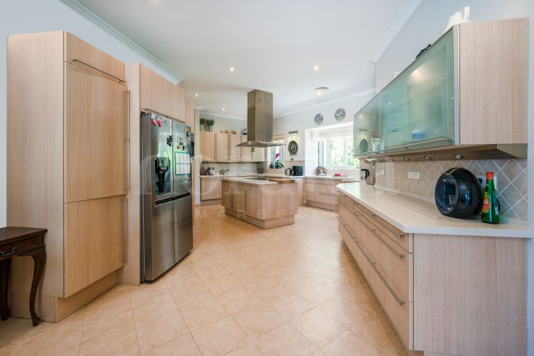 Villa for sale in Los Naranjos