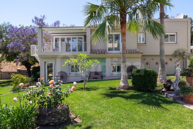 Villa for sale in Los Naranjos