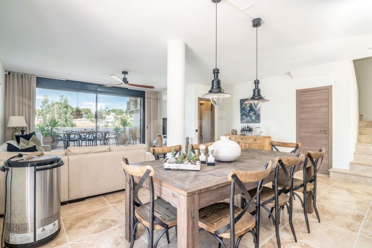 Duplex Penthouse for sale in La Maestranza