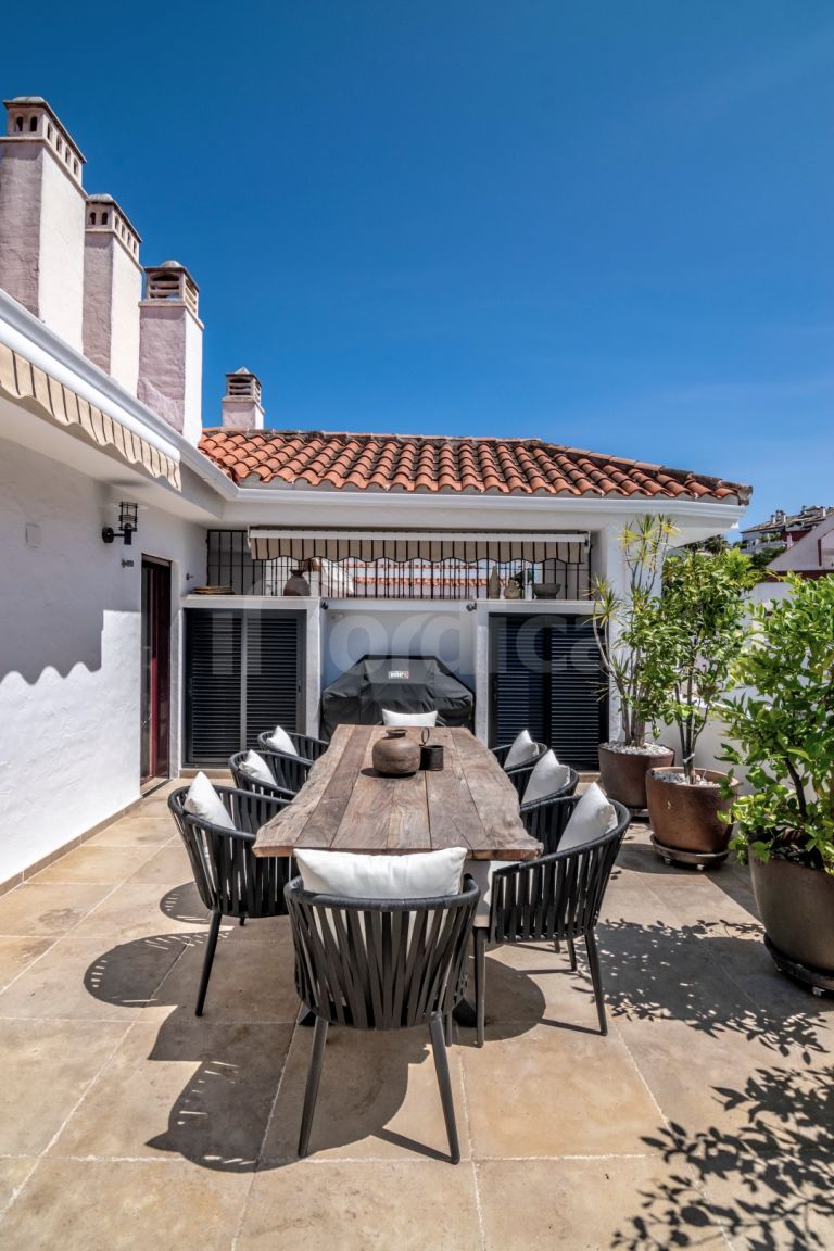 Duplex Penthouse for sale in La Maestranza