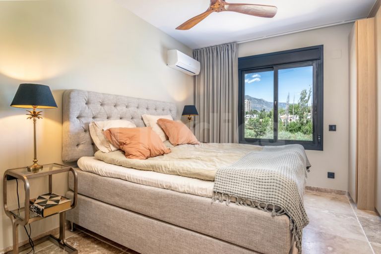 Duplex Penthouse for sale in La Maestranza