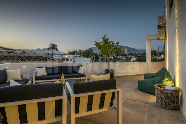 Duplex Penthouse for sale in La Maestranza