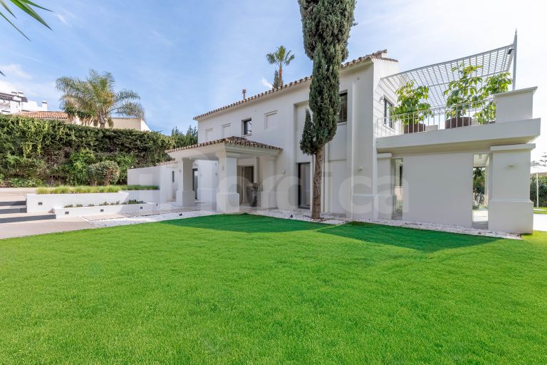 Villa for sale in Supermanzana H