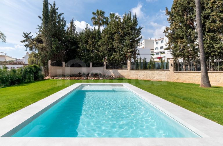 Villa for sale in Supermanzana H