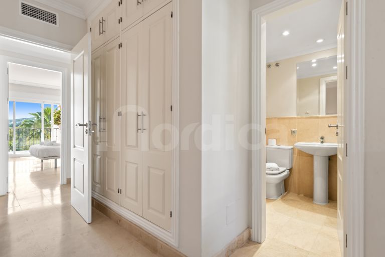 Properties for sale in Marques de Atalaya, Estepona East