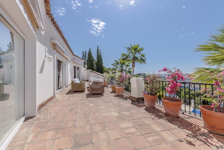 Villa for sale in El Herrojo