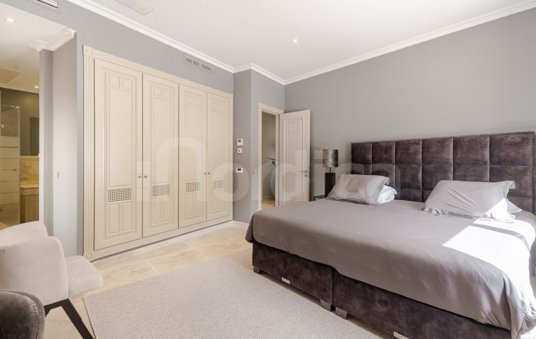 Villa for sale in El Herrojo