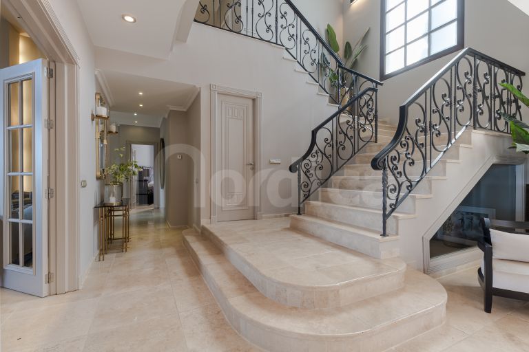 Villa for sale in El Herrojo