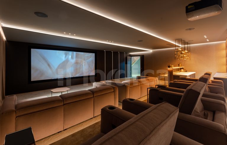 Villa for sale in El Herrojo