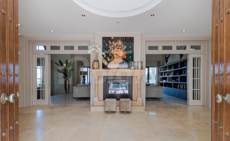 Villa for sale in El Herrojo