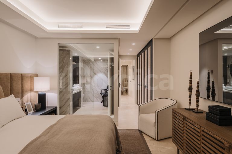 Ground Floor Apartment for sale in Puente Romano