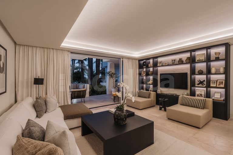 Ground Floor Apartment for sale in Puente Romano