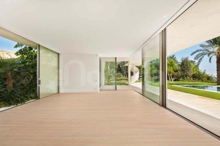 Villa for sale in Finca Cortesin