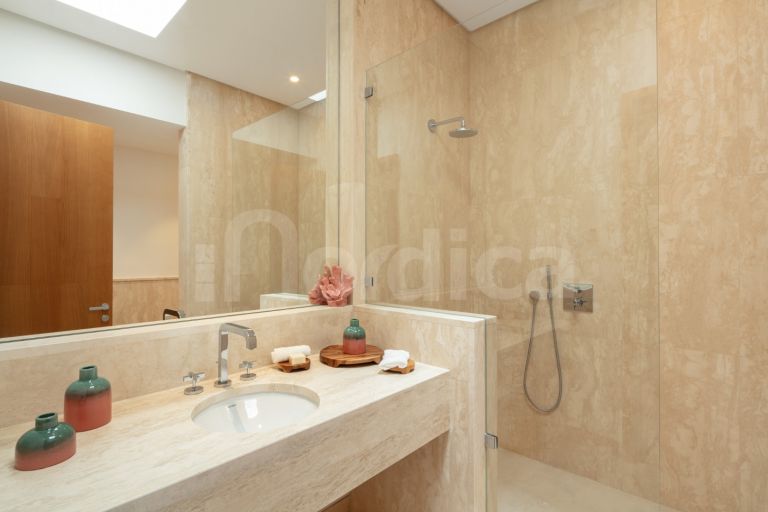 Villa for sale in Finca Cortesin