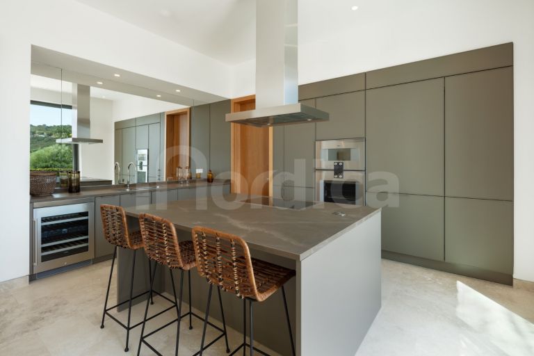 Villa for sale in Finca Cortesin