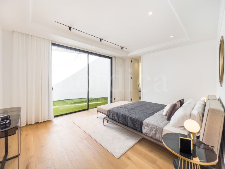 Villa till salu i Las Lomas del Marbella Club