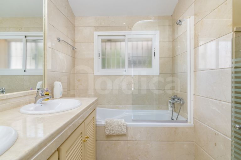 Duplex Penthouse for sale in Albatross Hill