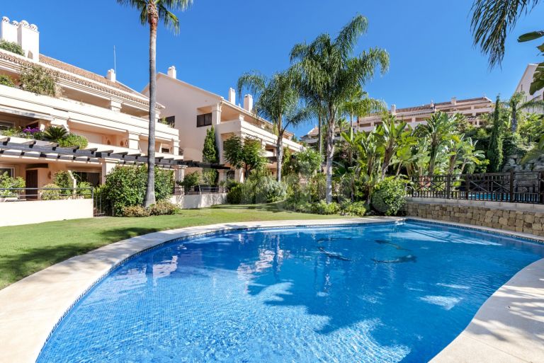 Duplex Penthouse for sale in Albatross Hill