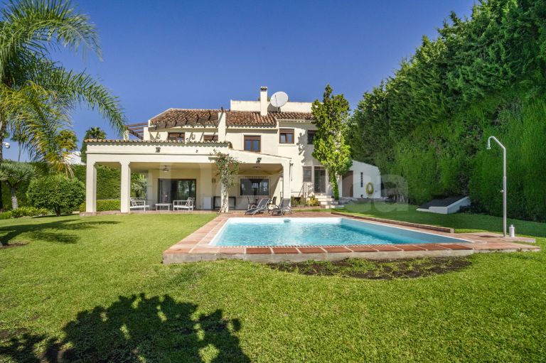 Villa for sale in Supermanzana H