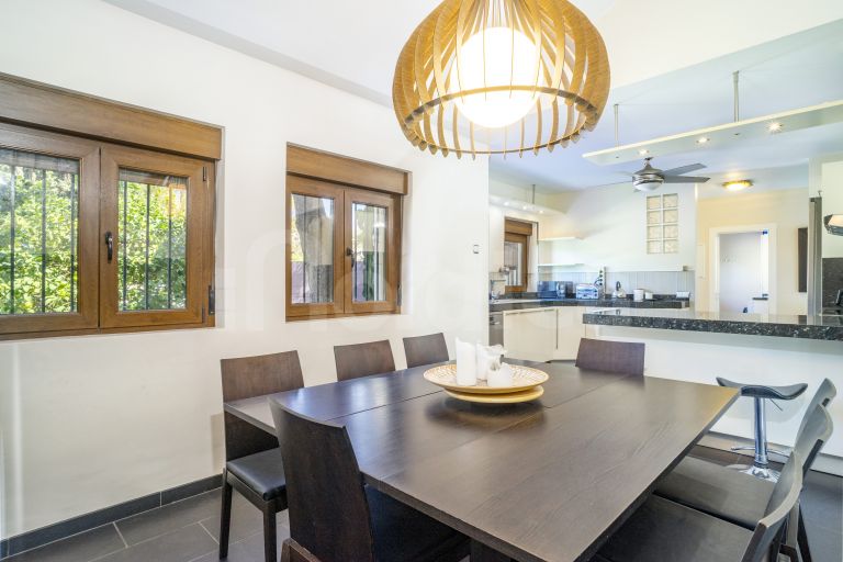 Villa for sale in Supermanzana H