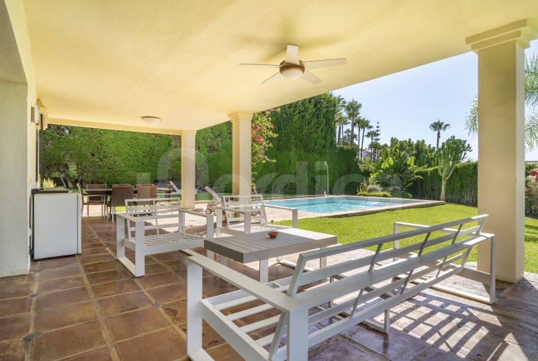 Villa for sale in Supermanzana H