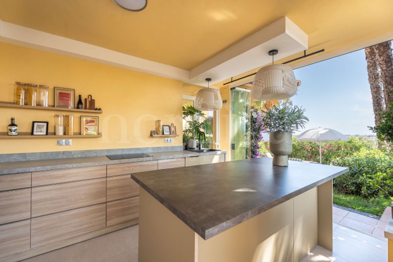 Ground Floor Apartment for sale in Cumbres del Rodeo