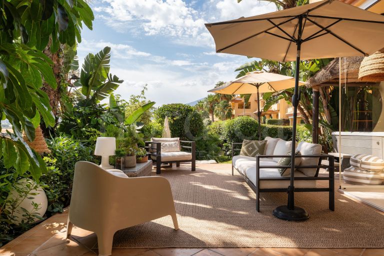Ground Floor Apartment for sale in Cumbres del Rodeo