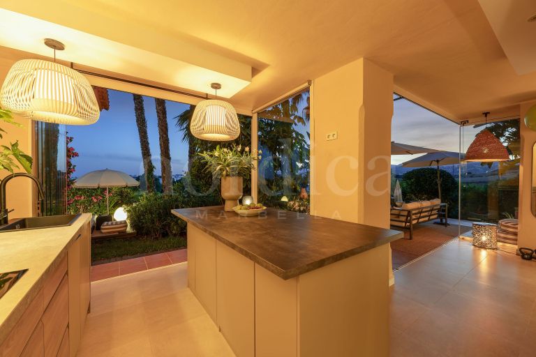 Ground Floor Apartment for sale in Cumbres del Rodeo