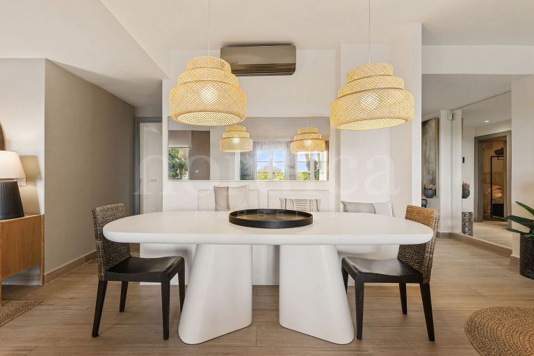 Ground Floor Apartment for sale in Cumbres del Rodeo