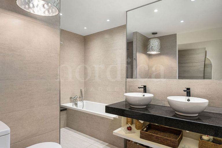 Ground Floor Apartment for sale in Cumbres del Rodeo