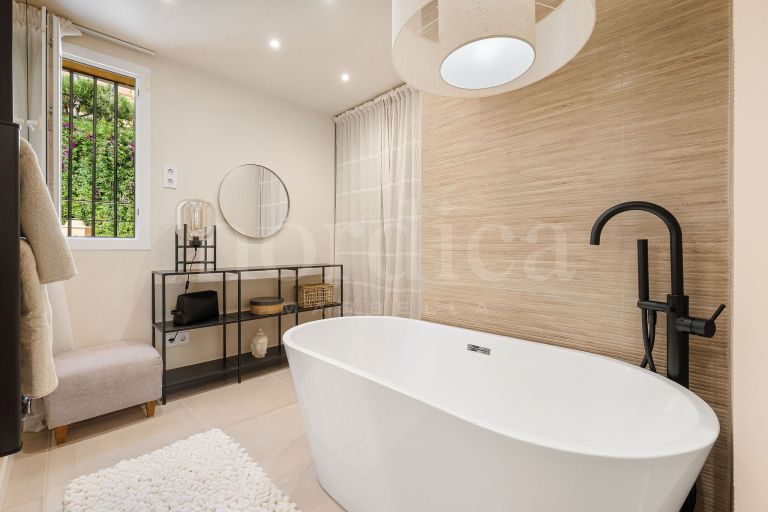 Ground Floor Apartment for sale in Cumbres del Rodeo