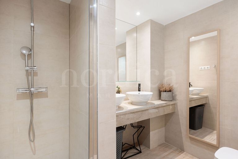 Ground Floor Apartment for sale in Cumbres del Rodeo