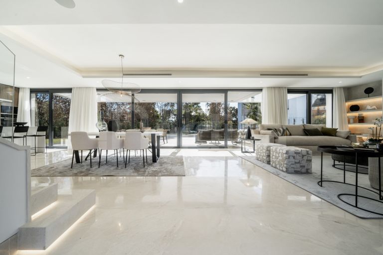 Villa for sale in El Campanario