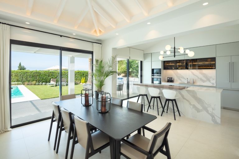 Villa for sale in Los Naranjos