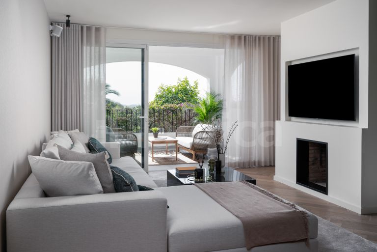 Town House for sale in Club Sierra